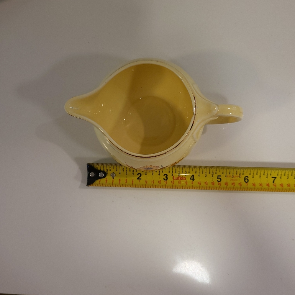 Vintage Sunflower Creamer - Picture 10 of 10